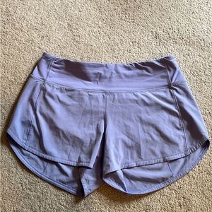 lululemon speed up 4in shorts hydrangea blue. Size 6